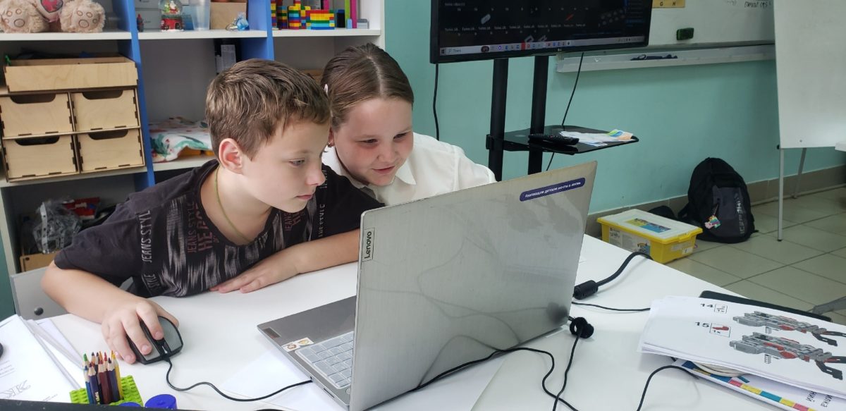 Подробнее о статье 🤖 Команда «ТриО» на RoboDay 🤖
