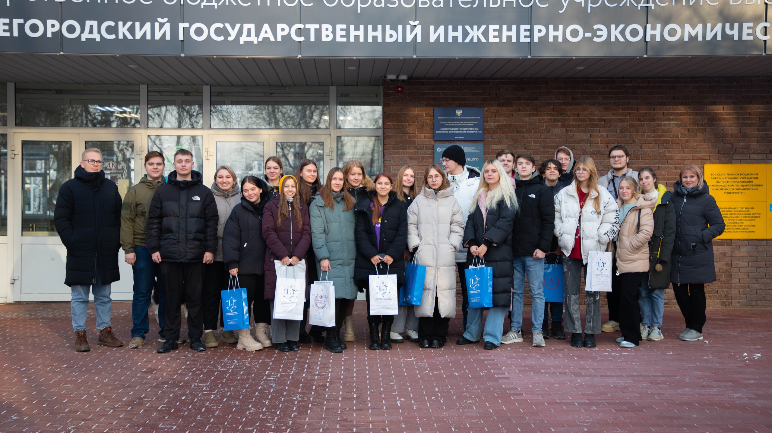 Подробнее о статье ✅ Вот и подошёл к концу конкурс «Мир виртуального искусства»!