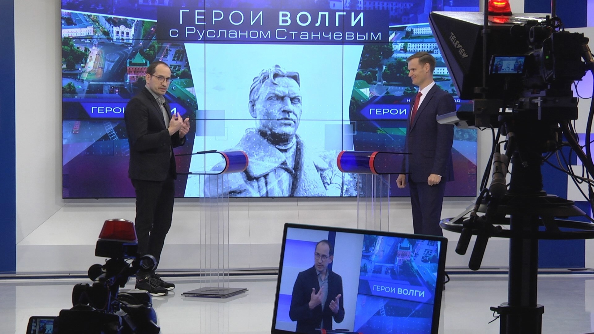 Подробнее о статье 🌐 Министр образования и науки Нижегородской области Михаил Юрьевич Пучков обсудил подходы к обучению в программе «Герои Волги».🎓
